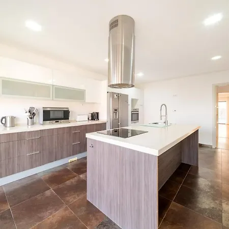 Guestready - Charming Family Retreat With Pool *