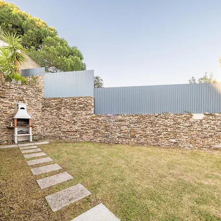Guestready - Charming Family Retreat With Pool