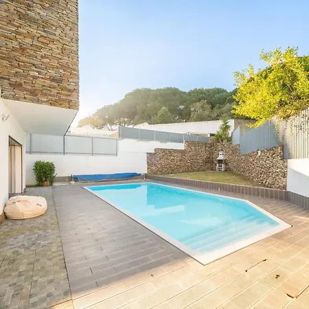 Guestready - Charming Family Retreat With Pool Daire