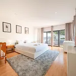 公寓 Guestready - Charming Family Retreat With Pool