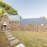 Guestready - Charming Family Retreat With Pool